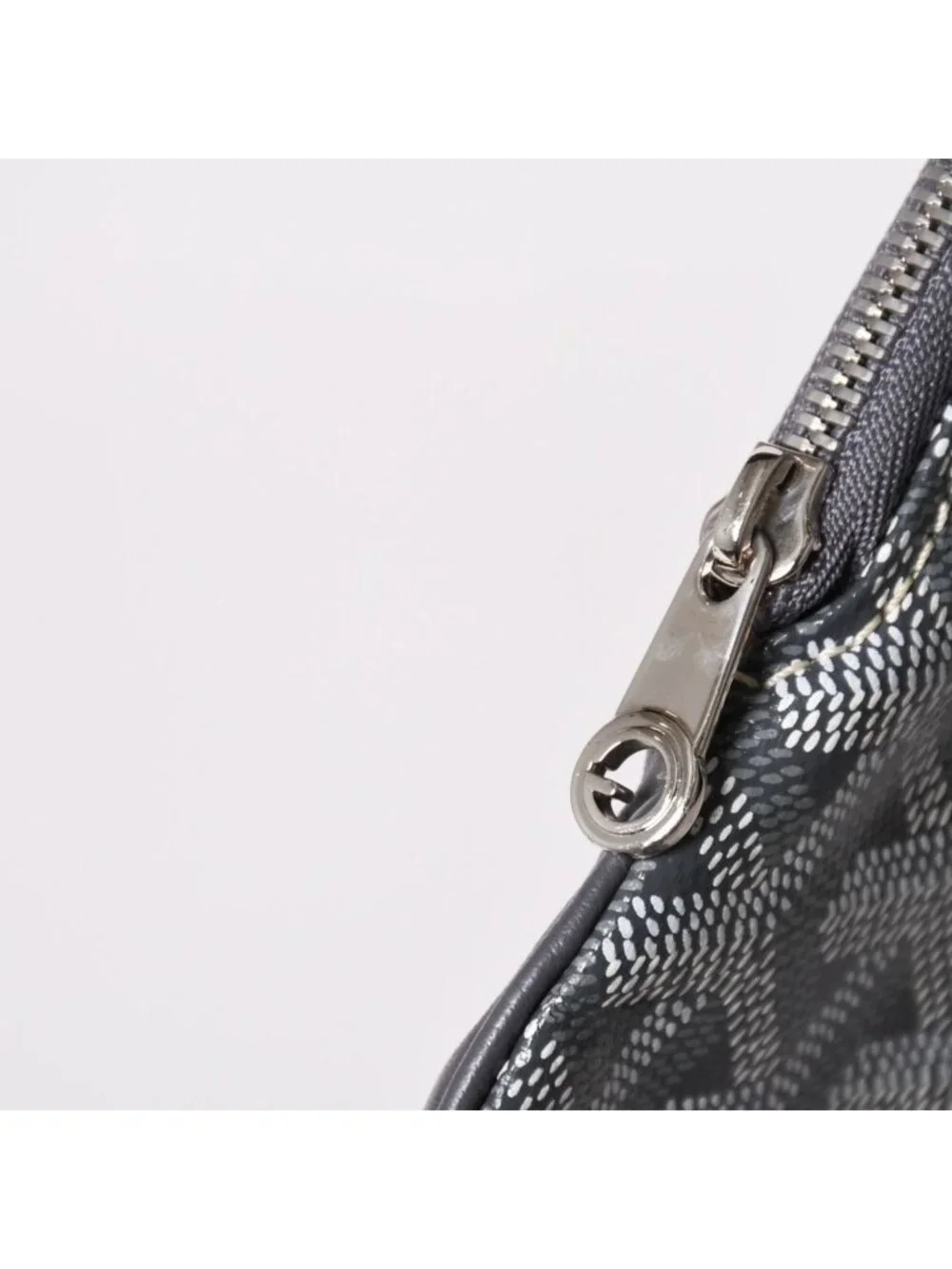 Goyard Folding Clutch Saint Marie MM Herringbone Pattern Gray